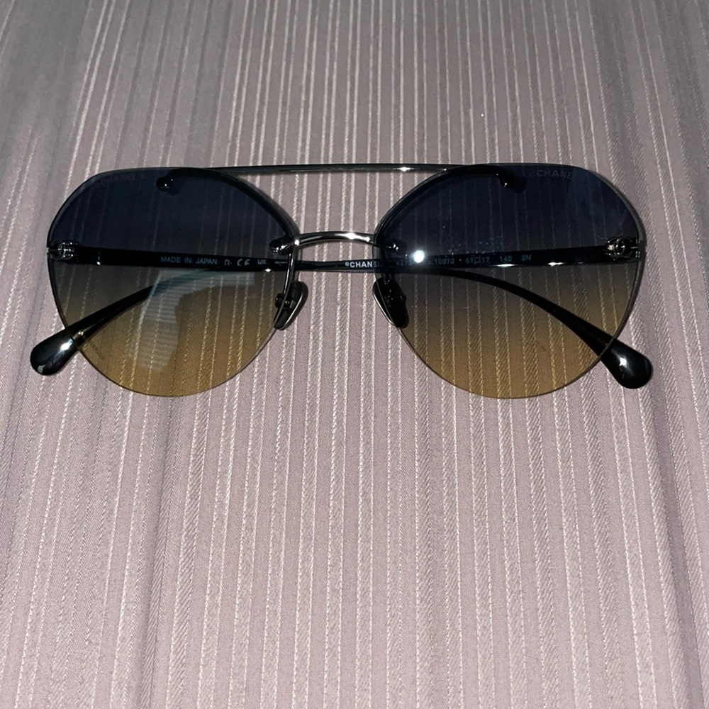 CHANEL sunglasses